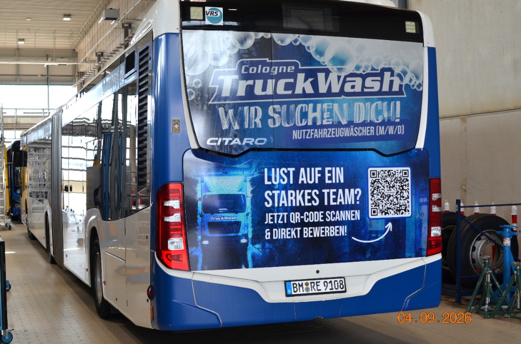 Cologne Truck Wash – Heckwerbung auf einem REVG-Linienbus